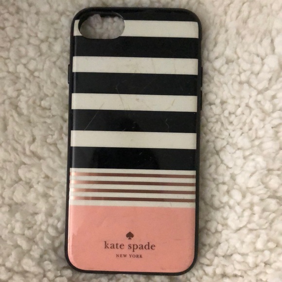 kate spade Accessories - Kate Spade iPhone 8 case